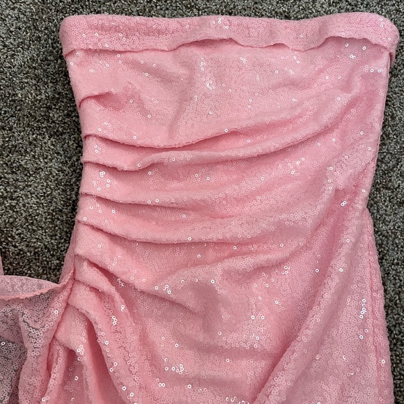 Pink Strapless Sequin Dress - Picture 4 of 6